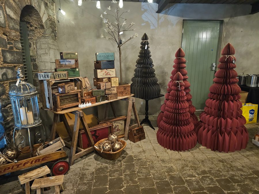 Paper Christmas trees and vintage crates